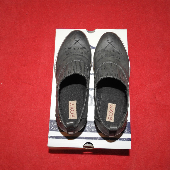 Roxy Booties - Picture 2 of 7